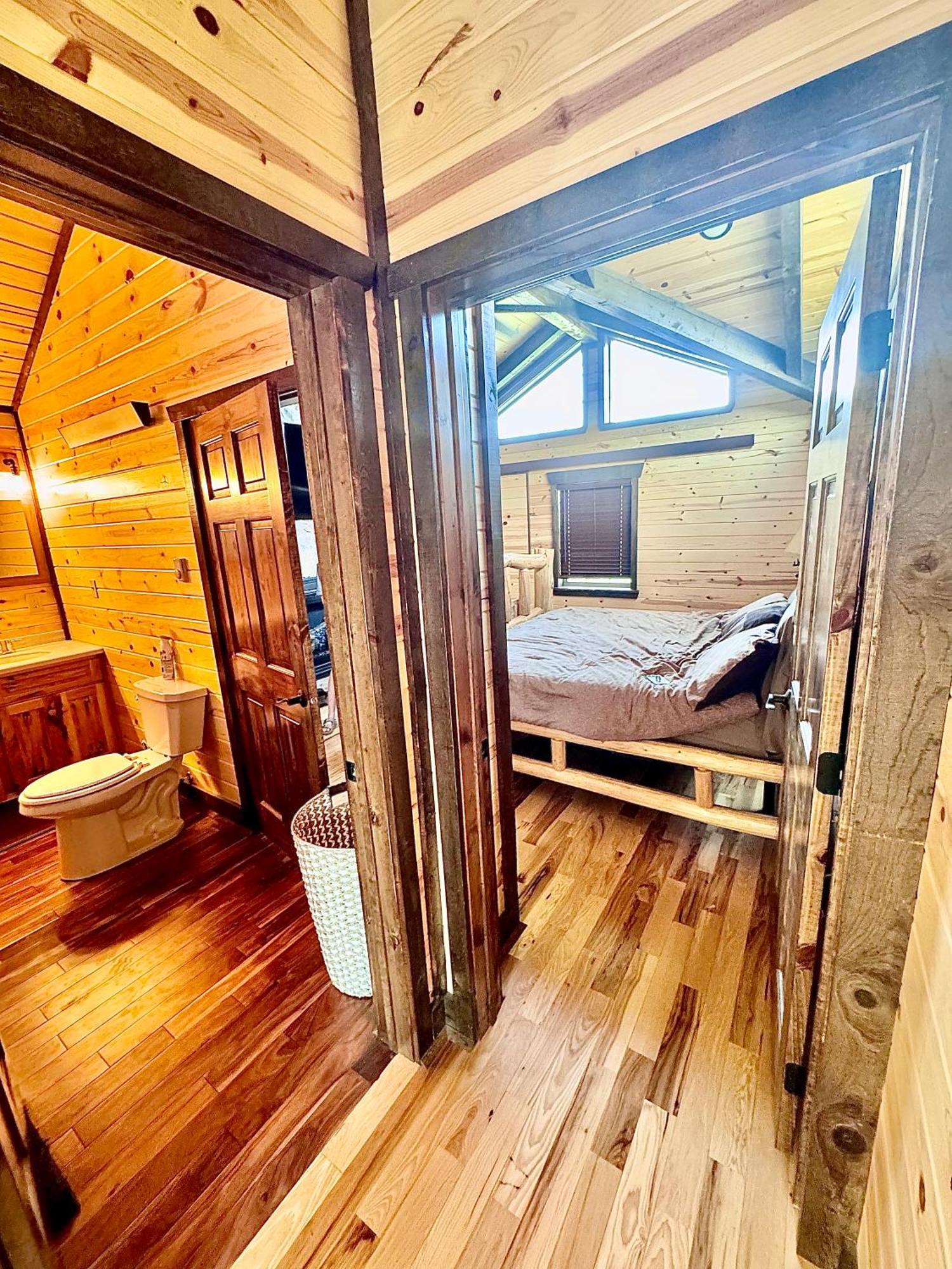 The Lodge At Devils Tower Exterior foto