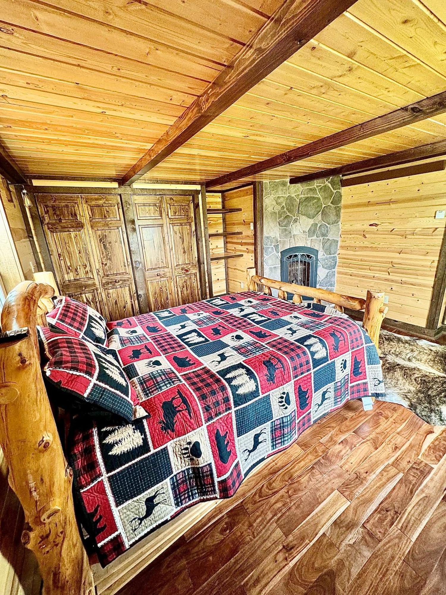 The Lodge At Devils Tower Exterior foto