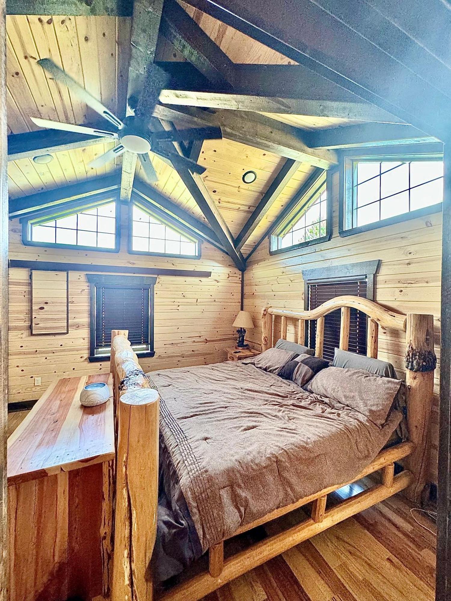 The Lodge At Devils Tower Exterior foto