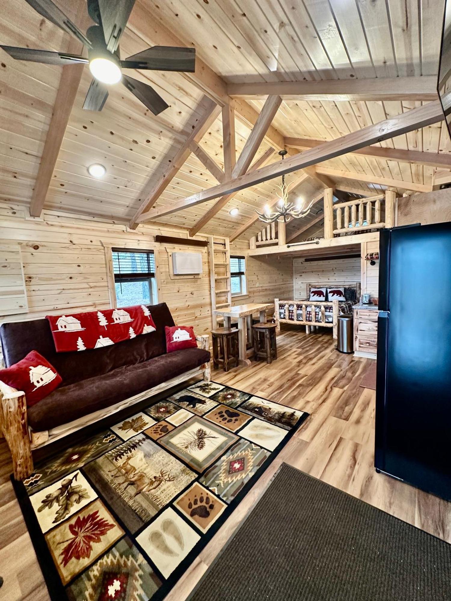The Lodge At Devils Tower Exterior foto